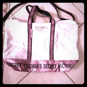 NWT Victoria’s Secret duffle bag